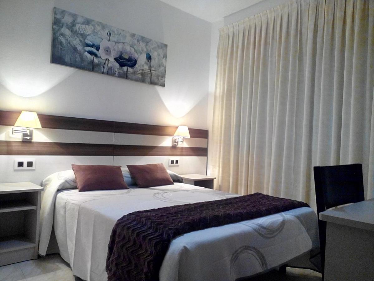 Hostal Rivas فينيستيري المظهر الخارجي الصورة