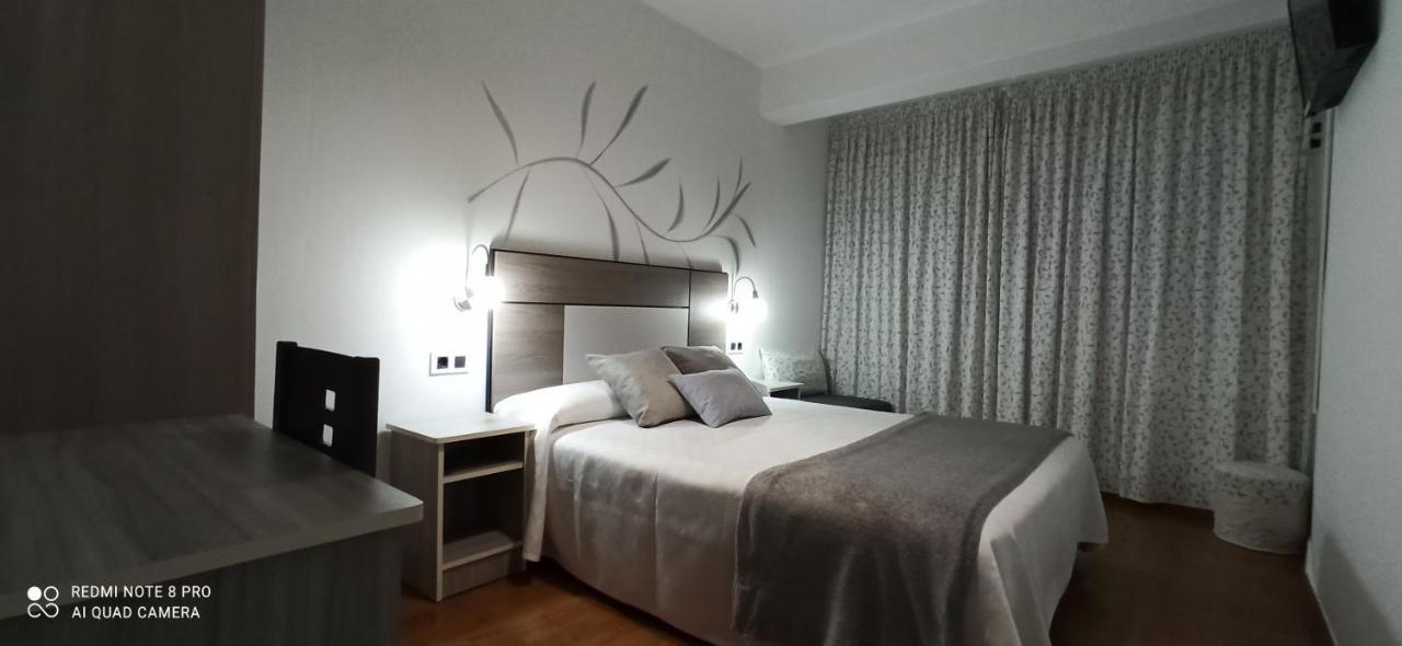 Hostal Rivas فينيستيري المظهر الخارجي الصورة